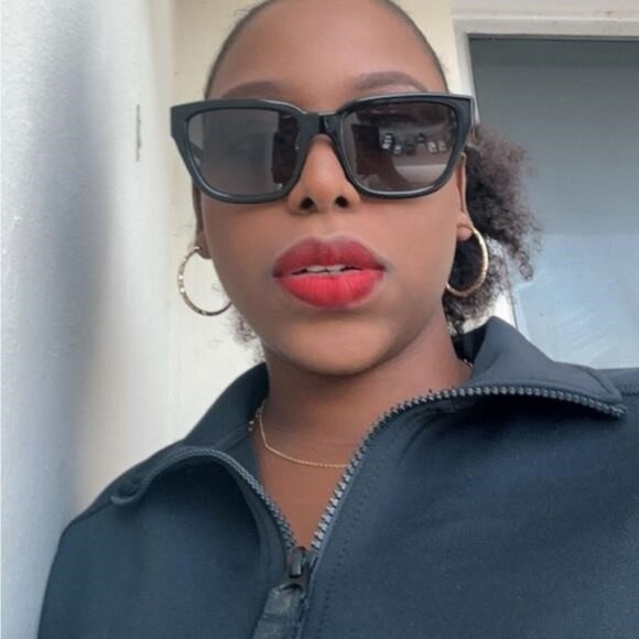 New 100% Authentic Burberry BE4277 3757/T3 Polarized Sunglasses – Black Frame - Picture 4 of 10